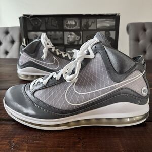 Nike Air Max LeBron 7 Cool Grey Basketball Shoes